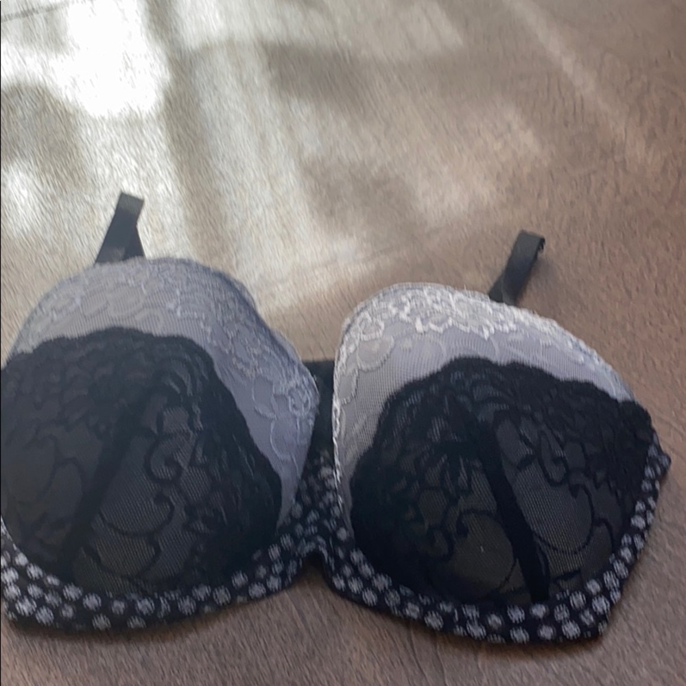 Body embrace Bras push up pads brand new